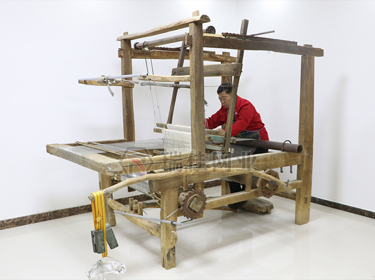 木织机展览室<m mof-id=979 mof-type=news mof-field=title></m>